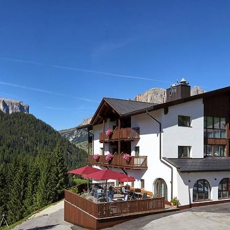 Sporthotel Panorama Corvara In Badia Dış mekan fotoğraf
